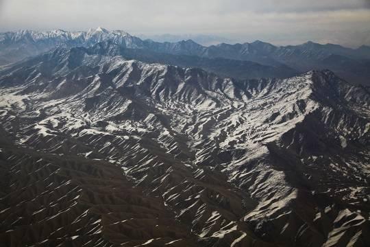 В Афганистане обнаружили разбившийся самолёт Falcon 10: четыре человека выжили