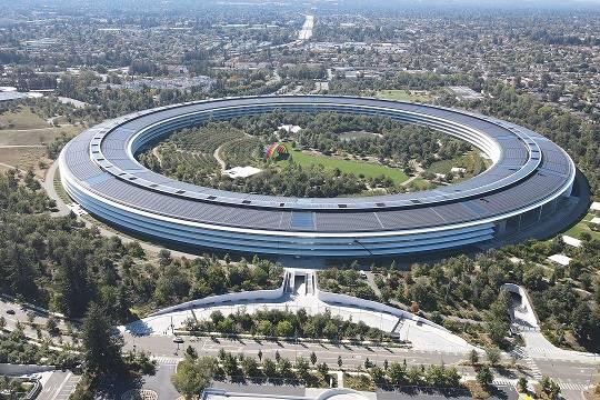 В Apple готовятся избавиться от Тима Кука