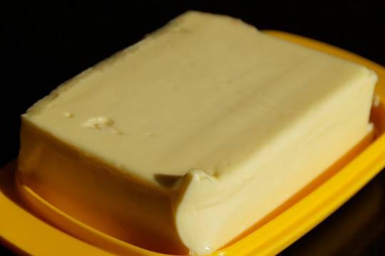 В лаборатории проверили сливочное масло Му-у, Из Вологды, Волгодонское, Лав продукт, Искренне ваш, Чабан