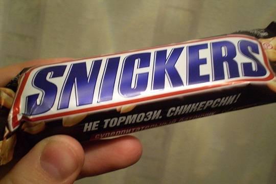 В лондонских магазинах нашли российские батончики Snickers