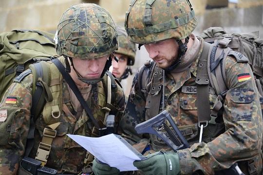 В Минобороны ФРГ объяснили, почему поставки вооружений для бундесвера не работают как заказ в IKEA