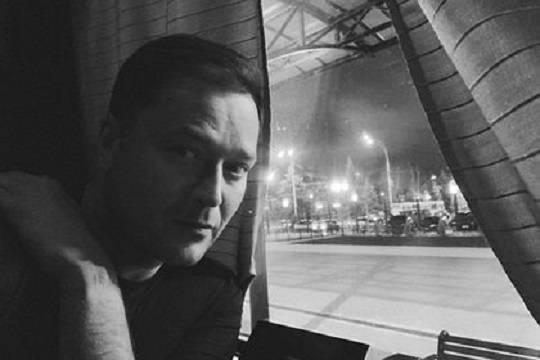 В поезде из Тамбова в Москву на 42-м году жизни скончался лидер «Новой России» Никита Исаев