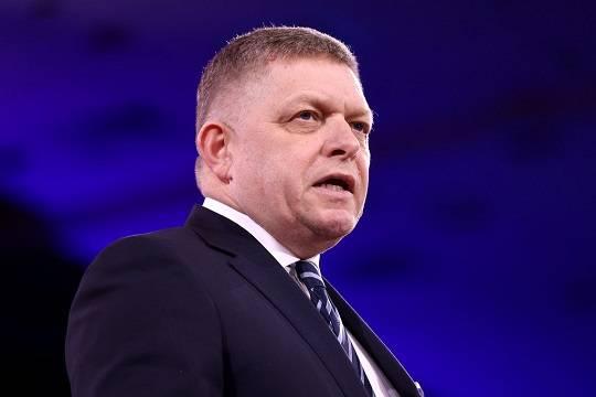 В Польше сообщили о решении проблемы пролёта самолёта Фицо для визита в Москву