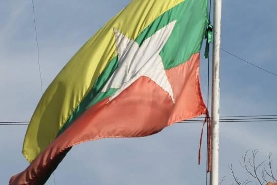 В результате землетрясения в Мьянме погибли 2700 человек