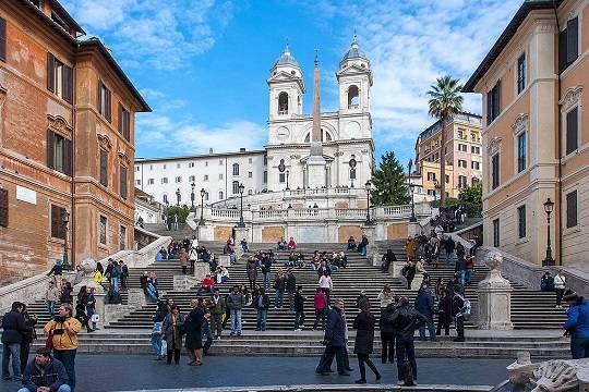 В Риме взорвали автомобиль журналиста-разоблачителя Берлускони