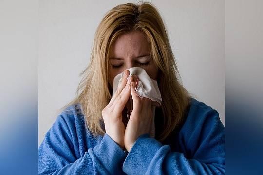 В России снизилась заболеваемость гриппом, ОРВИ и коронавирусом