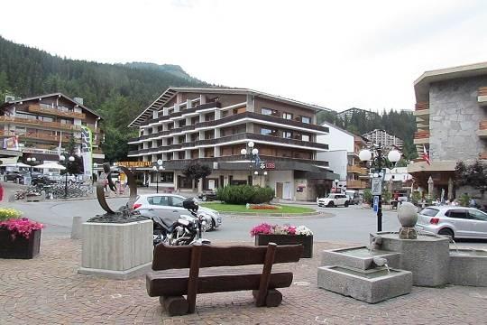 В Швейцарии назвали пожар на горнолыжном курорте Кран-Монтана одной из самых страшных трагедий