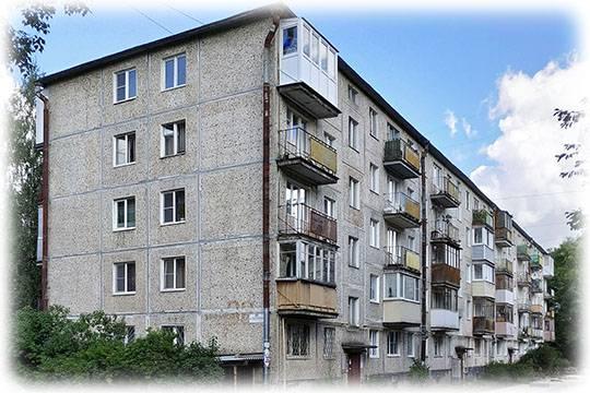 Внуки умерших пенсионеров распродают их квартиры