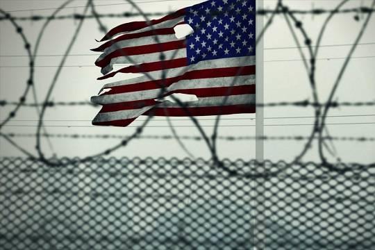 WP: США отправят в тюрьму Гуантанамо тысячи мигрантов