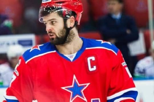 Экс-банкир Сергей Кононов обвинил хоккеиста Александра Радулова в мошенничестве