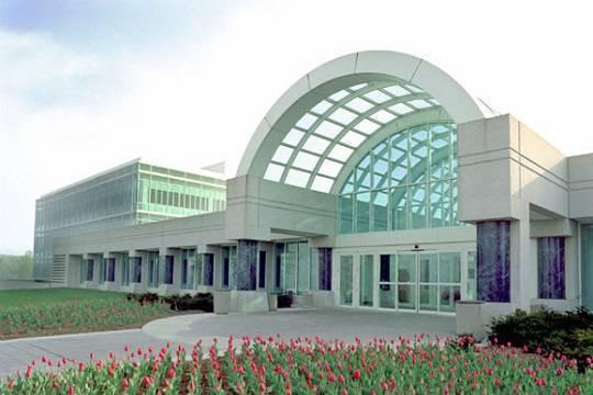 Экс-глава ЦРУ Бреннан оказался в центре скандала из-за выборов 2016 года и России