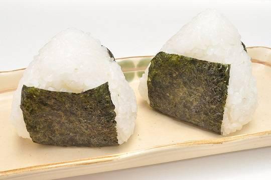 Жители России влюбились в онигири